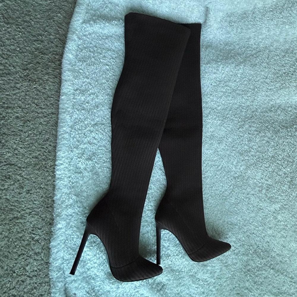 NWOT Steve Madden Thigh High/ Fold Boots Brown Heel Women’s 7
